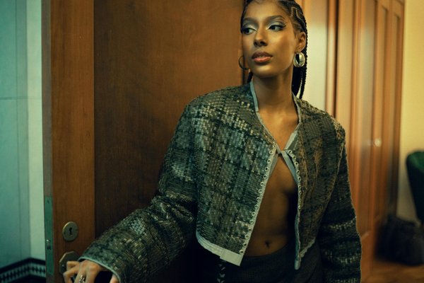 Prêt à porter et maroquinerie pour femme : élégance bohème à découvrir