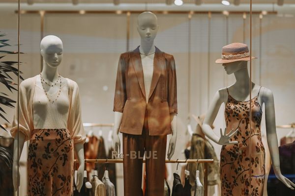 Découvrez le magasin de vêtement femme chic et boho à pau