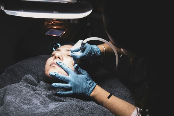 Découvrez les bienfaits de la cryothérapie visage pour votre peau