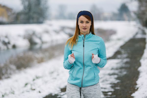 Vêtements en laine mérinos femme pour le sport : confort et performance