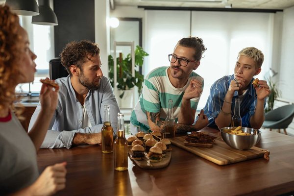 Quelles activités originales proposer lors d'un enterrement de vie de jeune fille ?